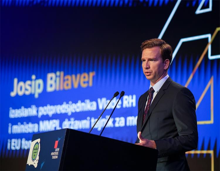 Slika /slike/foto 11_23/foto ACI akademija 10-11_23/nsl ACI_40_Rovinj_14 9-11_23.JPG